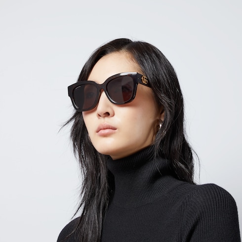 Low nose bridge round sunglasses
