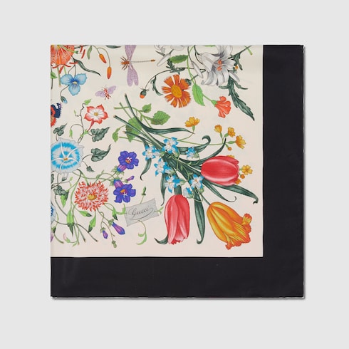 GUCCI スカーフ 細長　フローラ柄 シルク 美品 GUCCI スカーフ 細長 フローラ柄 シルク 美品 - メルカリ
