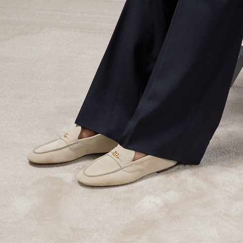 Men's Interlocking G loafer in Beige Suede | GUCCI® SI