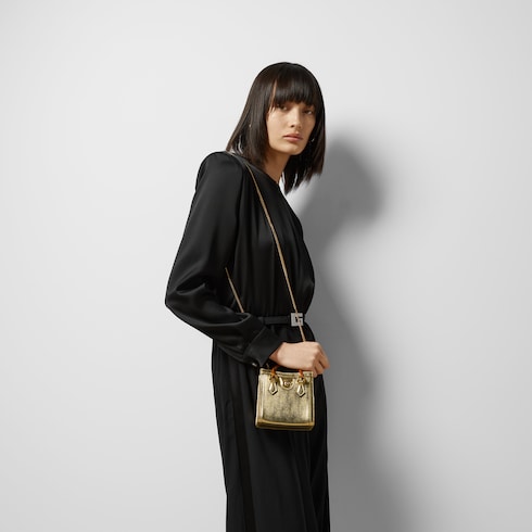 Gucci Diana系列超小手袋