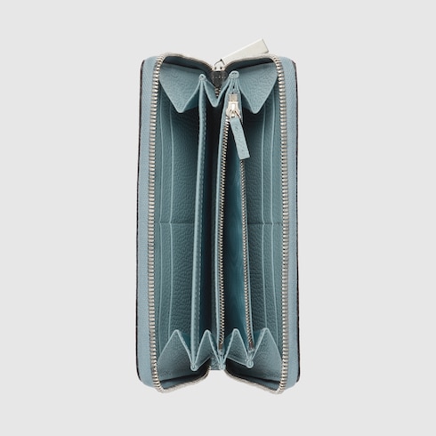 Zip around wallet with Gucci logo