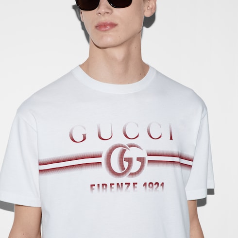 Cotton jersey T-shirt with Gucci print Detail 5