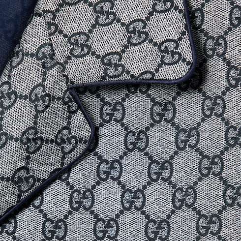 Bluse aus GG Seidentwill