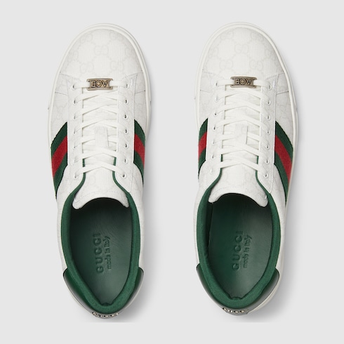 Zapatilla Gucci Ace con tribanda Web hombre en GG supreme blanca GUCCI ES