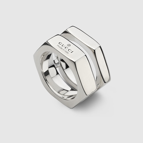 Trademark bolt ring Detail 2