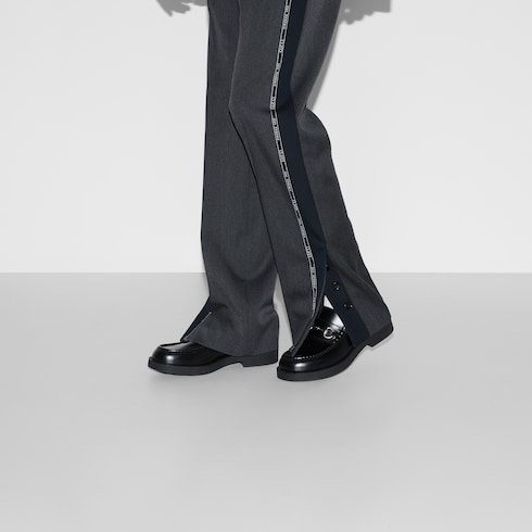 Men's loafer with Horsebit in Black Leather | GUCCI® SI
