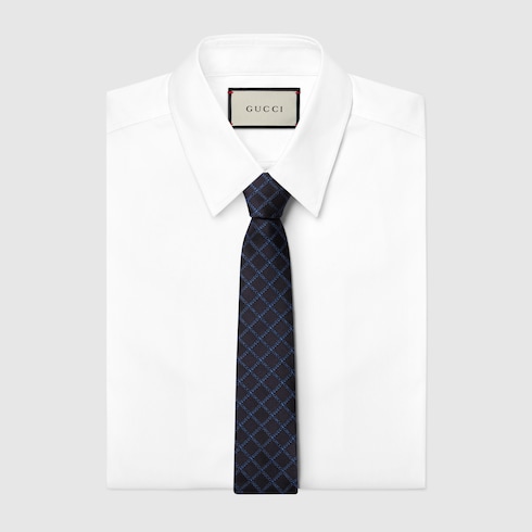 Cravatta in seta jacquard con logo Gucci