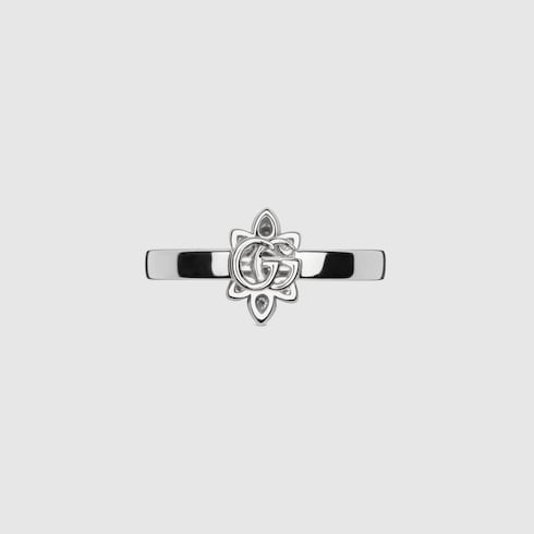 Anillo Gucci Flora de 18 kt con diamantes