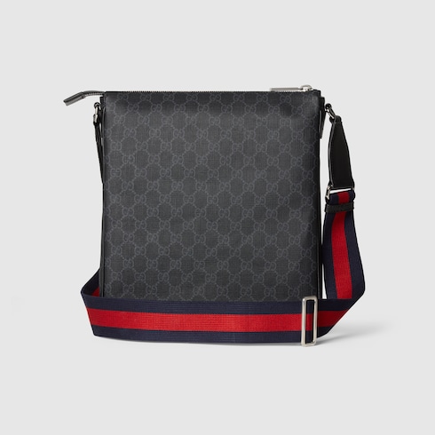Mittelgroße GG Black Messengertasche