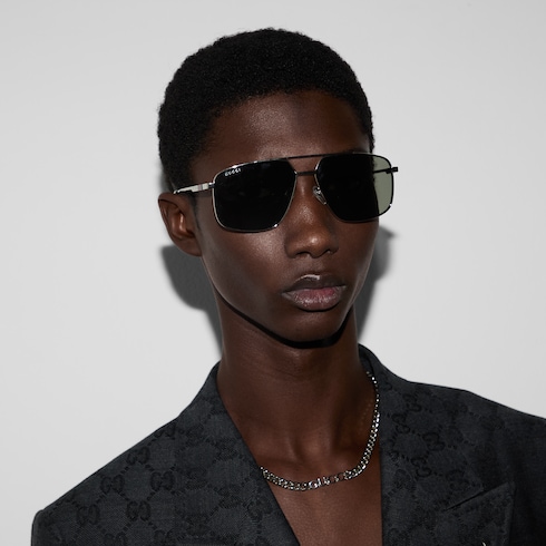 Navigator frame sunglasses