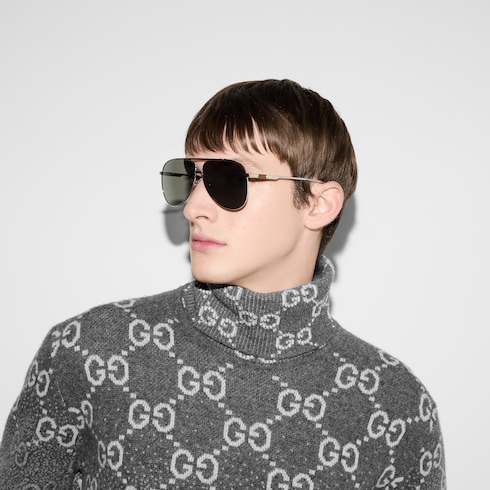 Aviator frame sunglasses