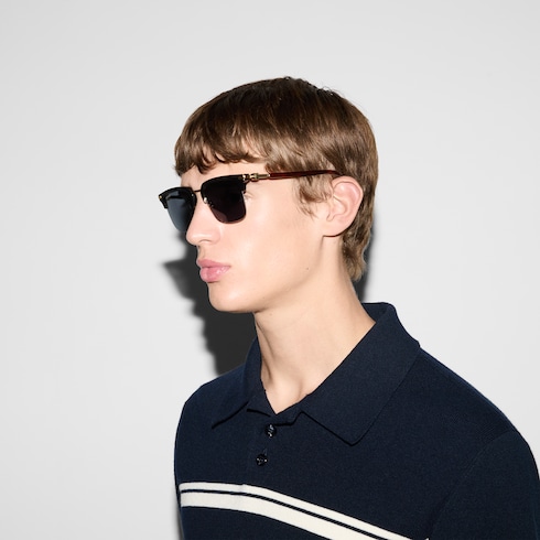 Rectangular sunglasses