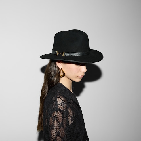 Chapeau en laine avec détail cuir