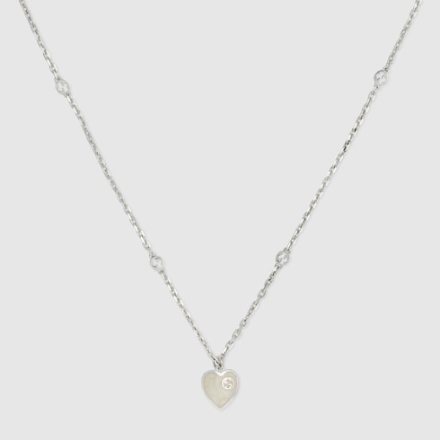 Gucci Heart necklace with Interlocking G Detail 2