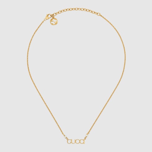 Collier avec inscription « GUCCI »