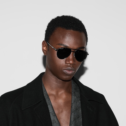 Aviator frame sunglasses