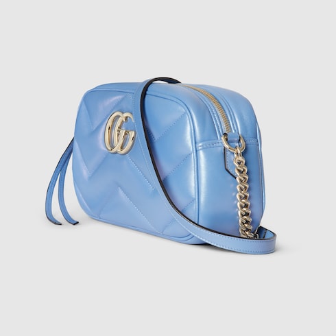 Kleine GG Marmont Schultertasche in hellblau | GUCCI® DE 