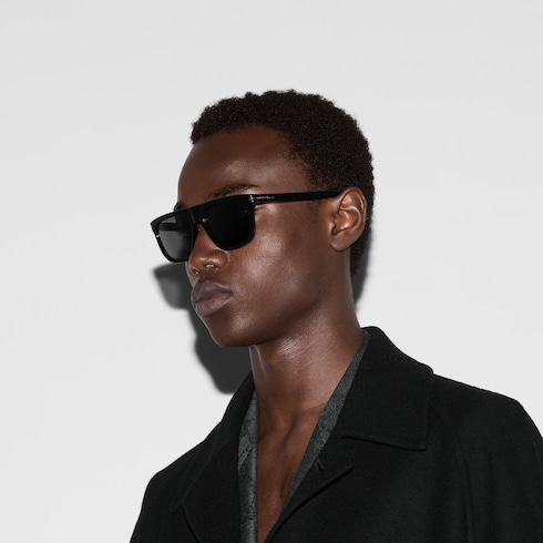 Oval frame sunglasses