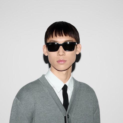 Specialized fit rectangular sunglasses