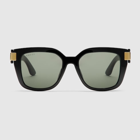 Specialized fit oval sunglasses