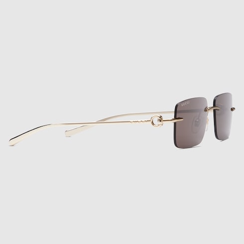 Gafas de sol con montura rectangular