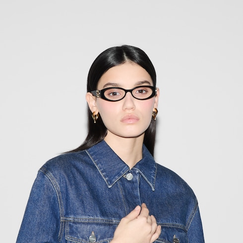 Rectangular fit optical frame