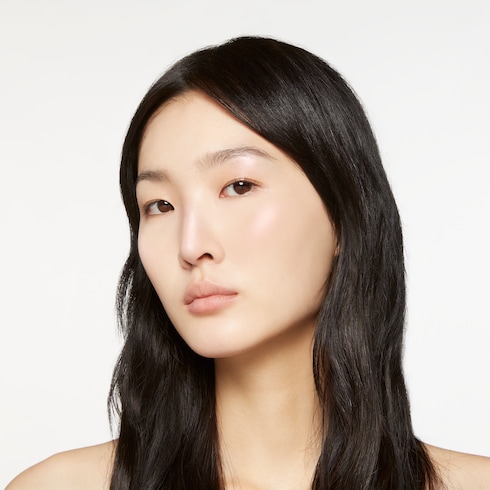 01, Пудровый хайлайтер Gucci Glow