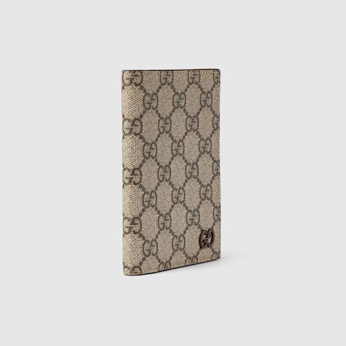 Brown interior GG passport case Detail 3