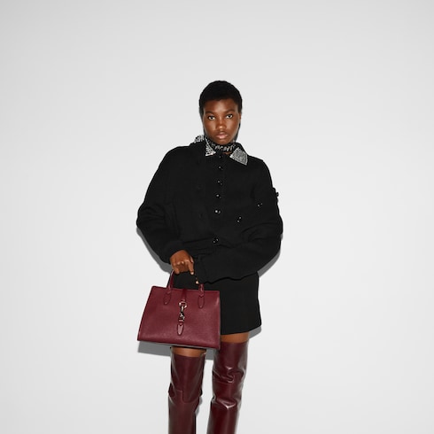 Medium tote bag with hook closure