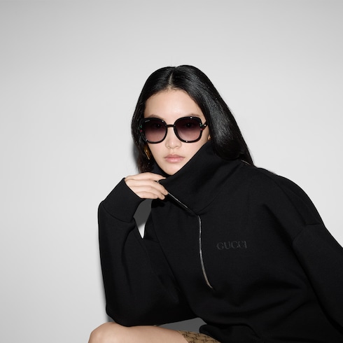 Low nose bridge fit sunglasses