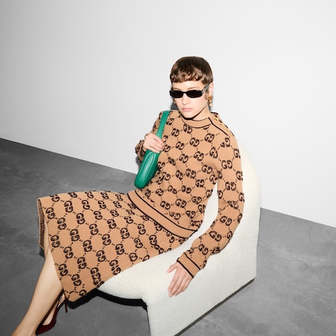 ニット・セーター HUECLOSET Universe jacquard knitwear GG wool bouclé jacquard sweater in camel and brown | GUCCI® FI