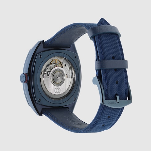 Gucci Interlocking Uhr, 41 mm in blaues Gummi | GUCCI® DE