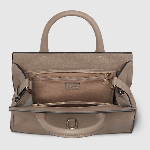 Medium tote bag with hook closure