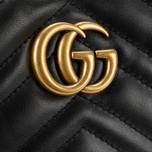 Halbmondförmige GG Marmont Mini-Tasche in schwarzes Leder | GUCCI® DE