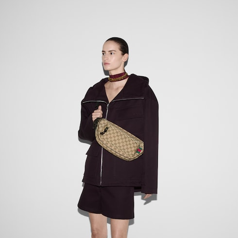 Große Sling Bag aus GG Canvas