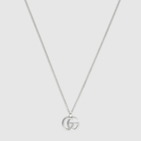 GG Marmont pendant necklace Detail 2