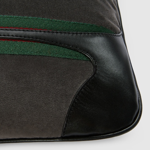 Velvet cushion with Horsebit