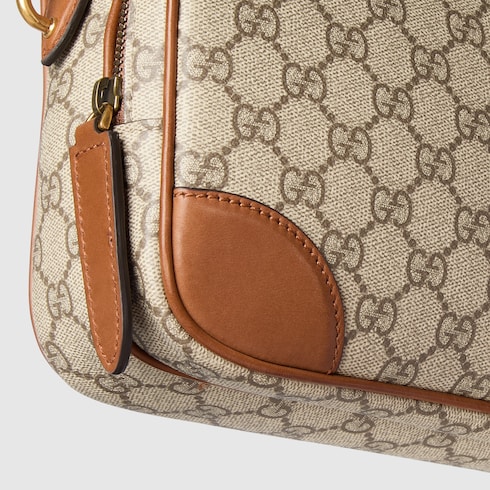 GG Emblem medium crossbody bag Detail 8