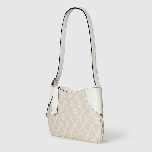 GG Emblem small shoulder bag