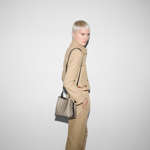 Маленькая сумка-ведро GG Emblem