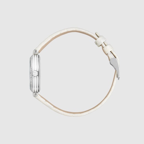 ساعة Model 2000، قياس 24 مم