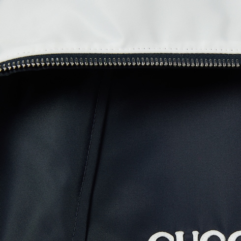 Veste en twill de nylon avec empiècement