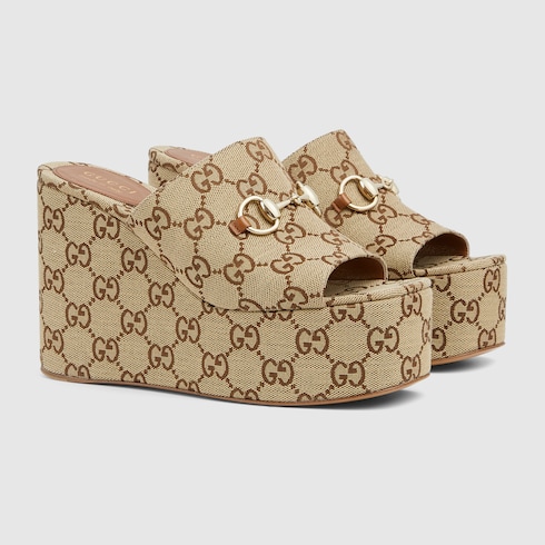 Women's wedge sandal with Horsebit