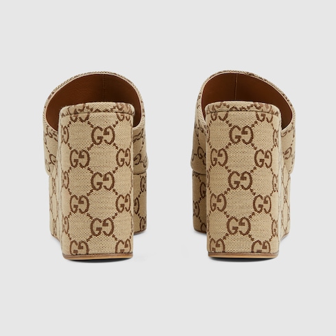 Women's wedge sandal with Horsebit