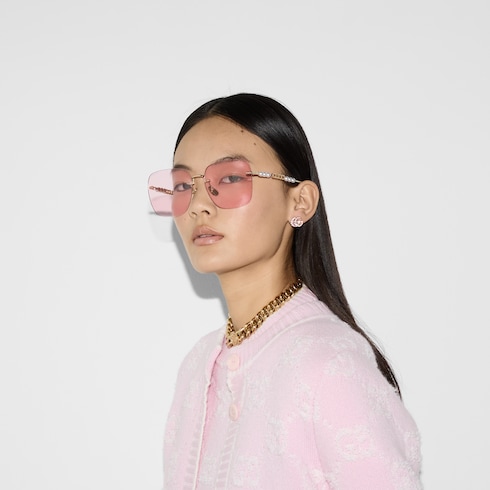 Low nose bridge fit square sunglasses