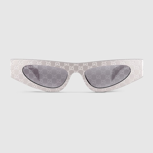 GUCCI EYEWEARキャットアイ リムレス シルバートーン サングラス Cat-eye frame sunglasses in silver | GUCCI® US