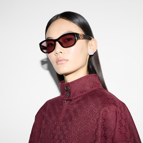 Sonnenbrille mit rechteckigem Rahmen