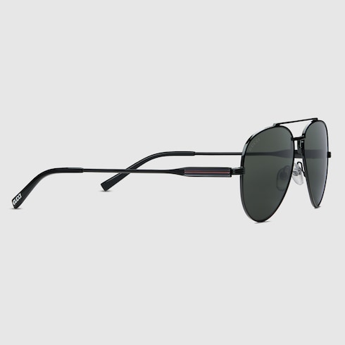 Aviator frame sunglasses