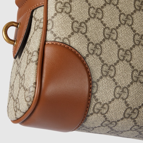 GG Emblem small crossbody bag Detail 10