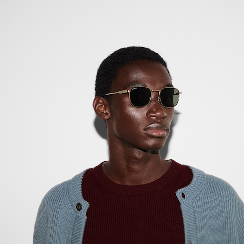 Gafas de sol con marco redondo